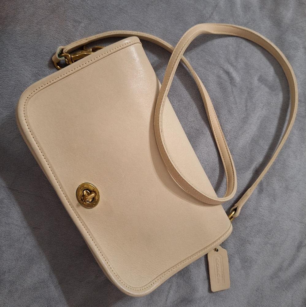 Vintage coach bag